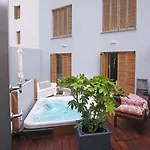 Luxury Kampanel