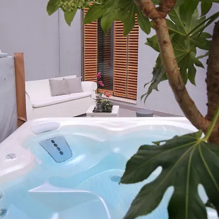 Apartment Luxury Kampanel Split