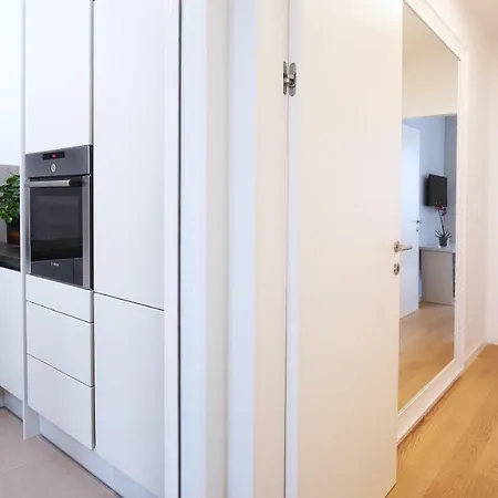 Apartment Luxury Kampanel Split