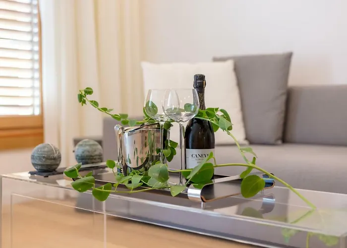 Luxury Kampanel Apartament *